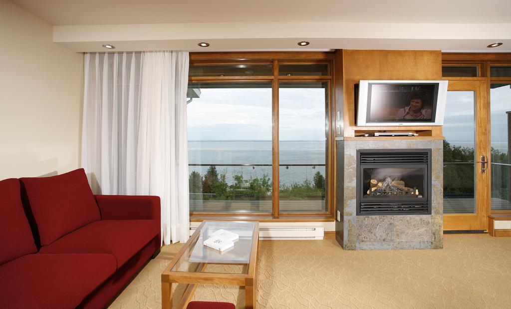 לה מלבאי Relais & Chateaux Auberge La Pinsonniere מראה פנימי תמונה
